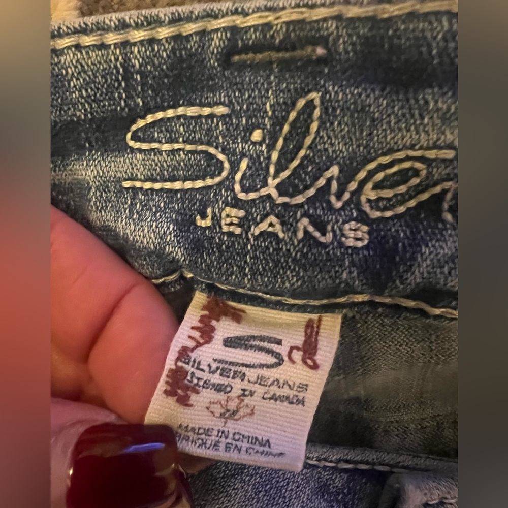 Silver Women's Jeans Suki Capri Size 28 Blue Wash Handcrafted Imported Canadian - Picture 7 of 10